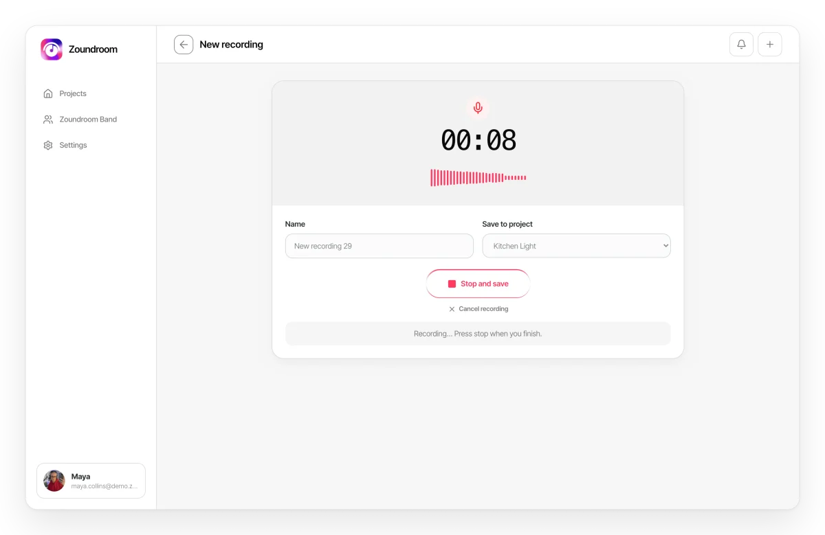 Zoundroom's recorder in the browser while recording: timer, level meter, recording name and the project it will be saved to.