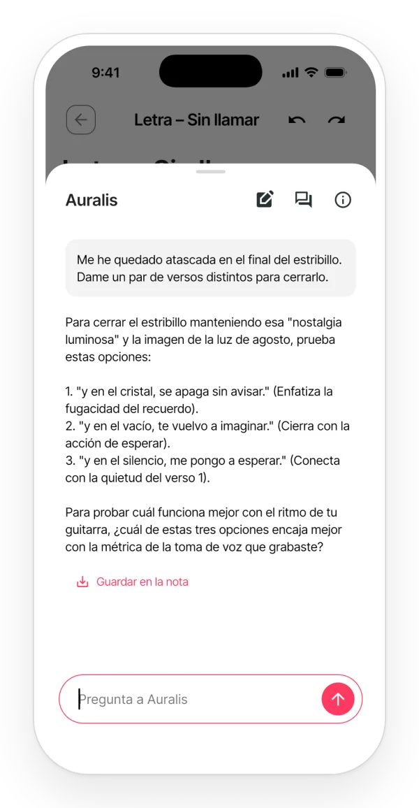 Conversación con Auralis en la app: una petición para desatascar la letra y versos alternativos como respuesta.