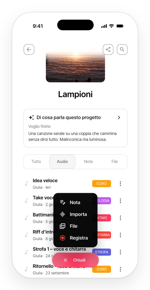 Il menu per aggiungere contenuti a un progetto nell'app: creare una nota, importare un audio, caricare un file o registrare.