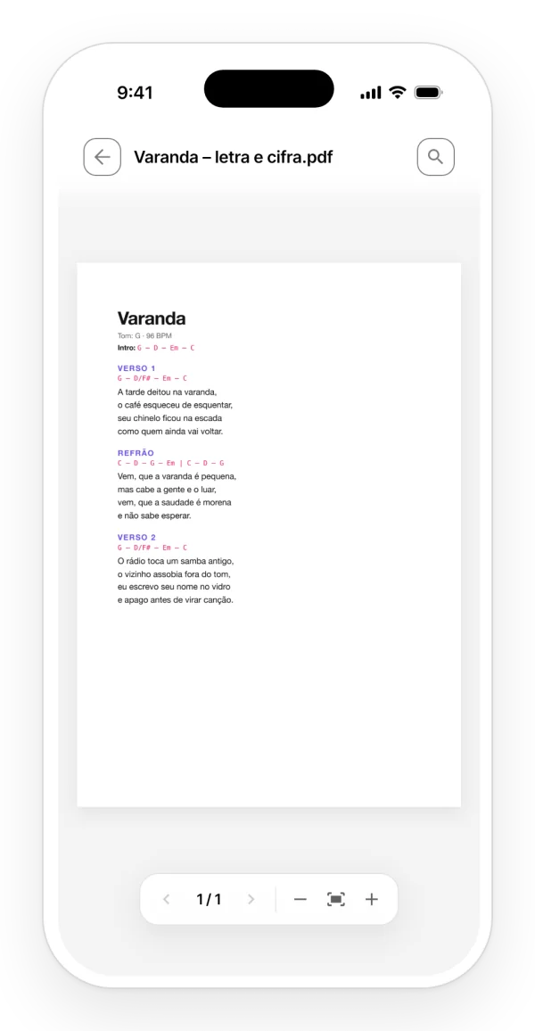 Um PDF com a letra e os acordes de uma música, aberto dentro do projeto no app.