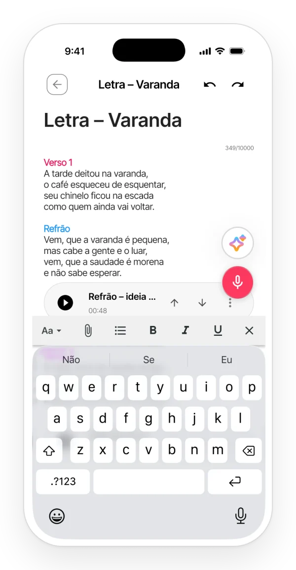 O editor de notas do app com o teclado aberto e a barra de formatação acima.