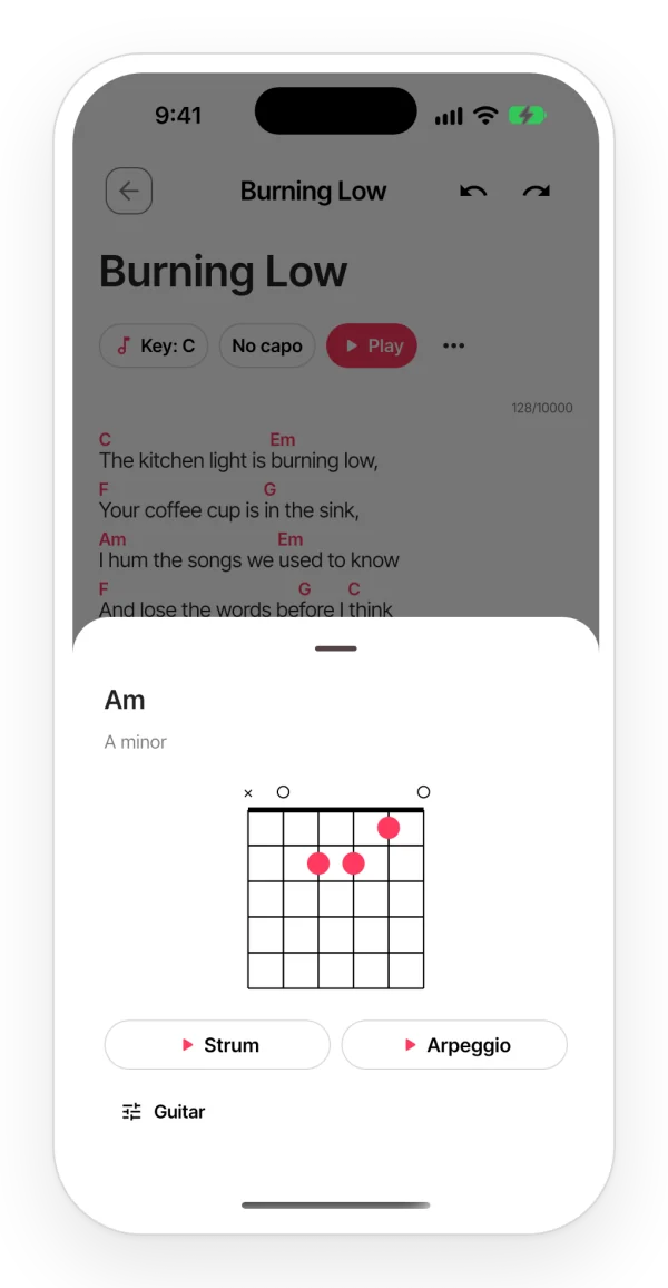A chord card with its guitar diagram and buttons to hear it strummed or as an arpeggio.